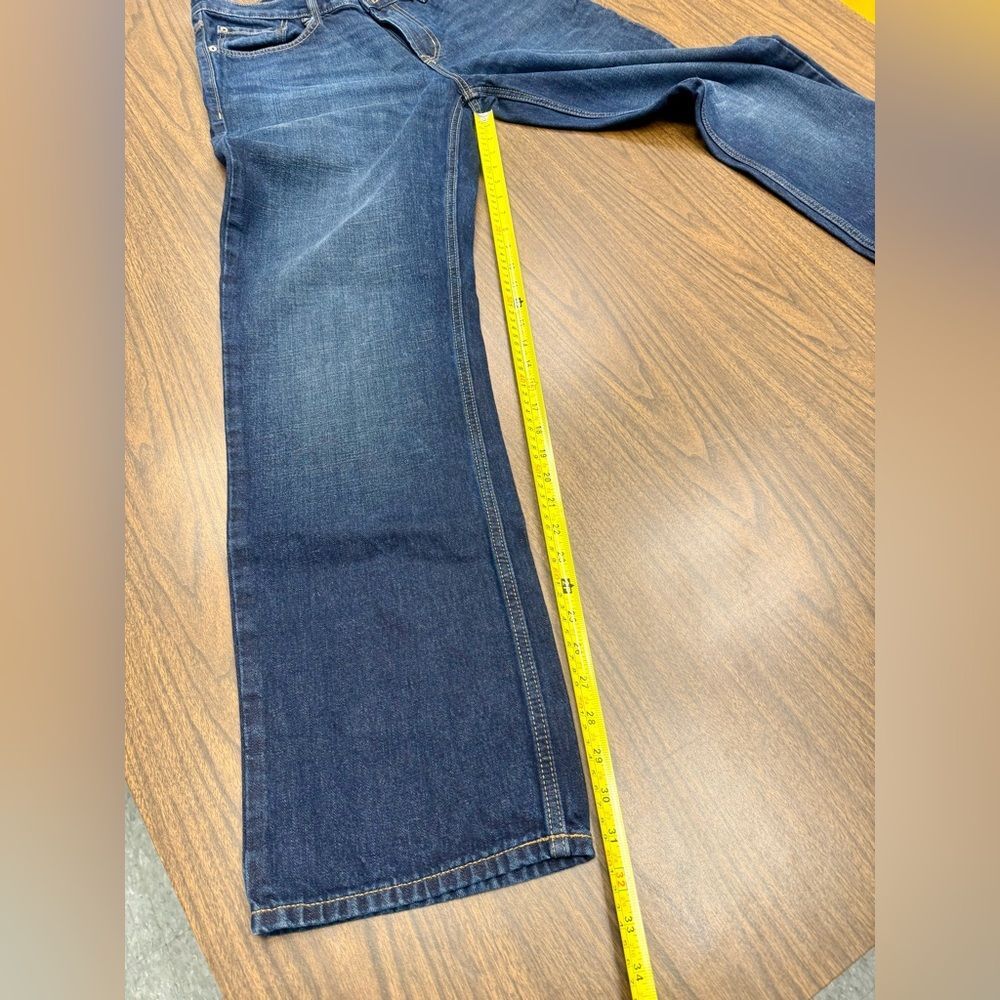 Old Navy men’s size 34 x 34” Classic Blue Denim Jeans loose fit - Picture 7 of 10